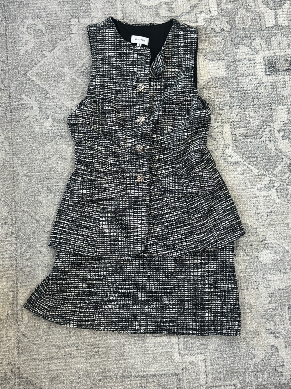 Love Tree Black & White Tweed Peplum Vest and skort Set